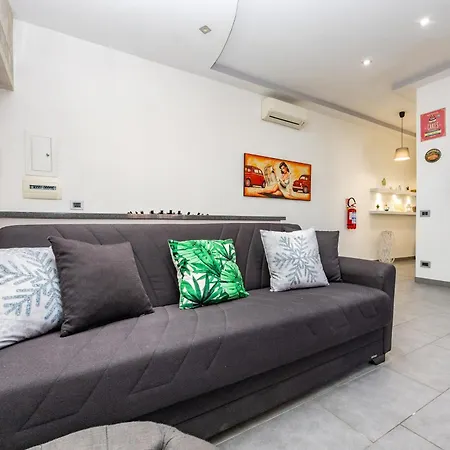 Fly And Swim, 5 Guests Apartment Fiumicino
