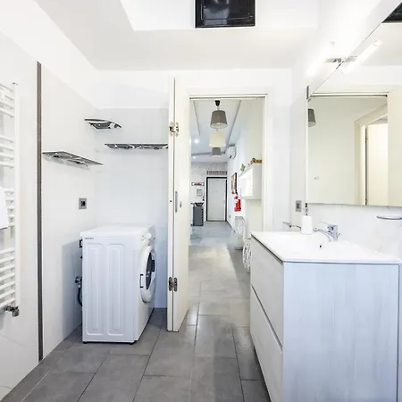 Fly And Swim, Glamour House Apartmán