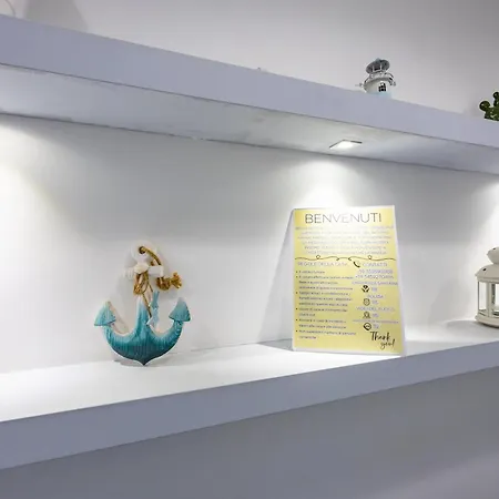 Fly And Swim, Glamour House Апартаменты