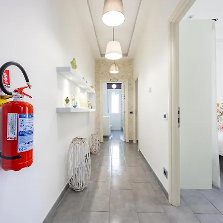 Fly And Swim, Glamour House Apartmán Fiumicino