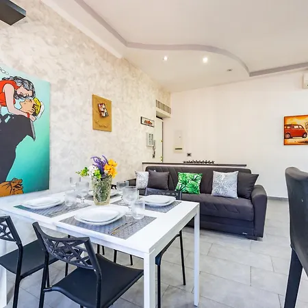 Fly And Swim, Glamour House